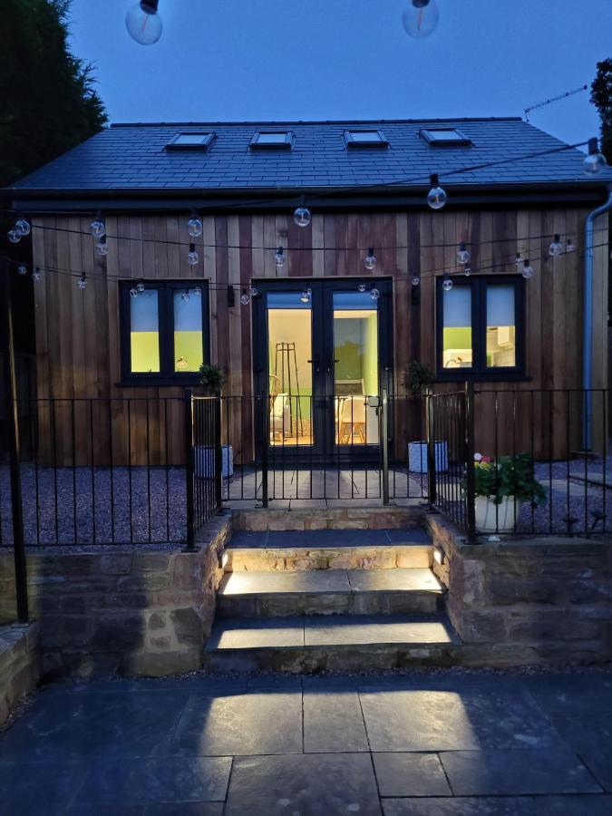 Forest Cedar Lodge, Forest Of Dean Cinderford Exterior foto
